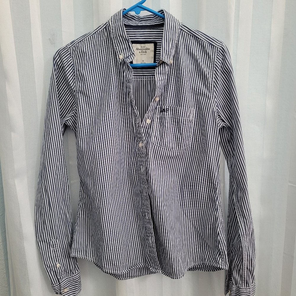 Abercrombie Women Dress Shirt striped blue and white long sleeve button up